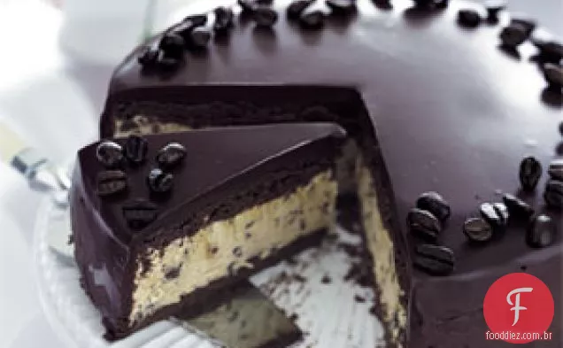 Bolo Mocha congelado com cobertura de Ganache de Chocolate