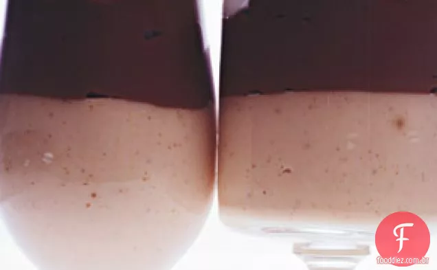 Pudins De Chocolate Ao Leite Com Manteiga De Amendoim