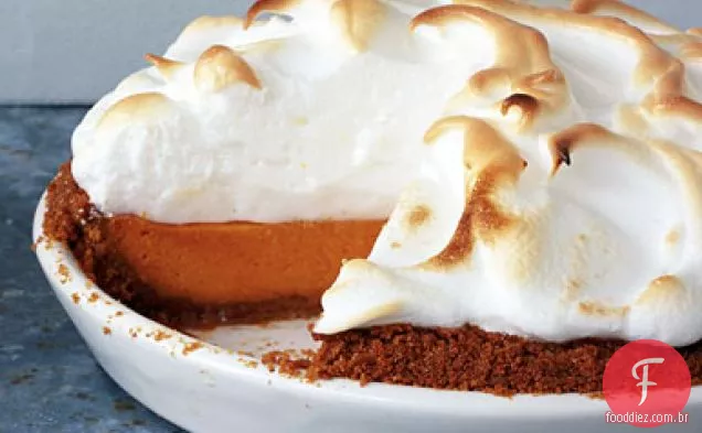 Torta de batata doce com merengue de Marshmallow