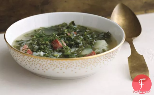 Sopa Portuguesa de couve e batata