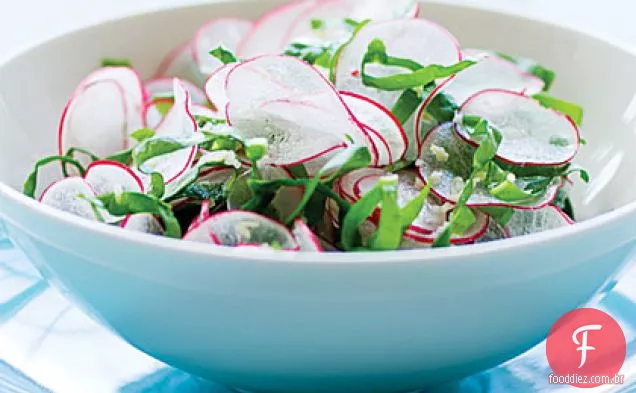Salada de rabanete e azeda