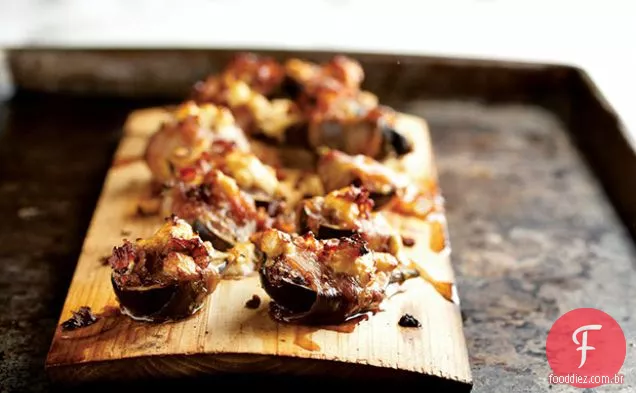 Figos aplainados com Pancetta e queijo de cabra