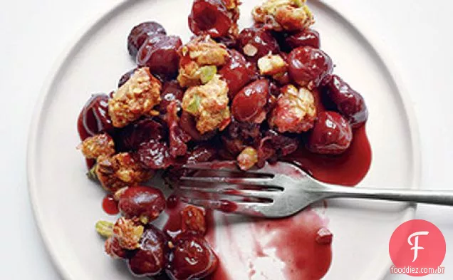 Pistache-Cereja Crumble