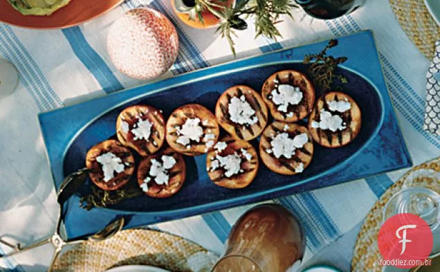 Nectarinas grelhadas com Feta