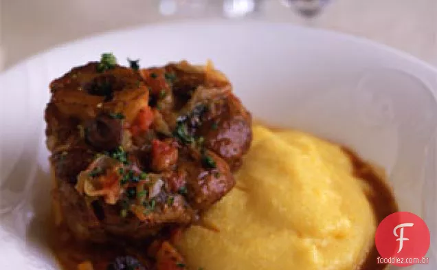 Osso Buco com tomate, azeitonas e Gremolata