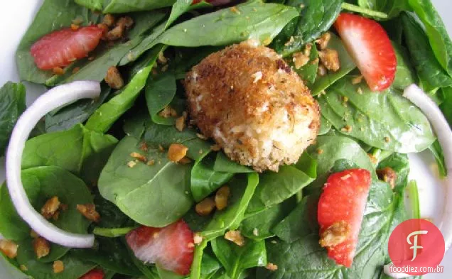 Salada quente de espinafre com queijo de cabra com crosta de ervas
