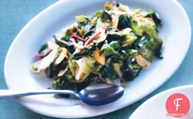 Escarole murcha com presunto do país e Chiles
