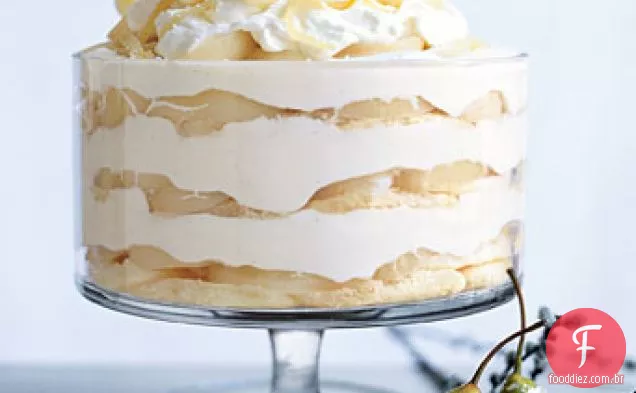 Tiramisu de chocolate branco com peras temperadas
