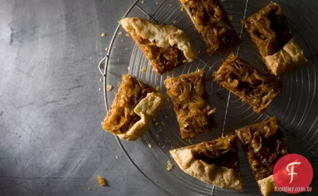 Cebola Anchova Galette