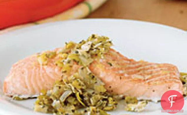 Filetes de salmão com alho-poró Herbado
