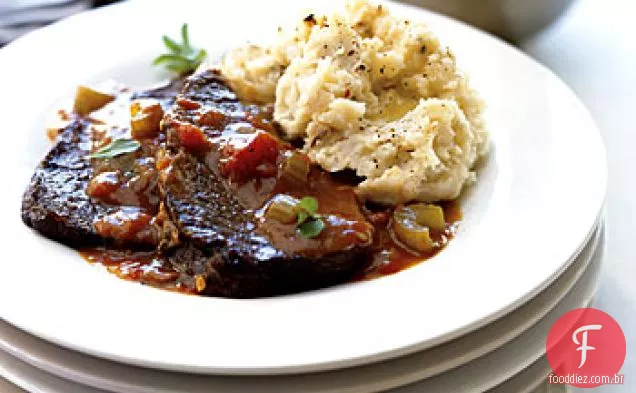 Pote de vinho tinto assado com Porcini