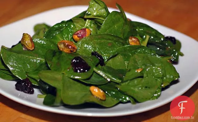 Salada De Espinafre Com Pistache