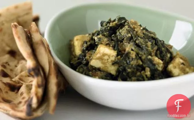 Espinafre com queijo fresco (Saag Paneer)