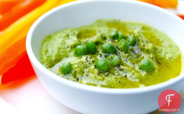 Pequenos Pratos: Hummus De Ervilha Verde