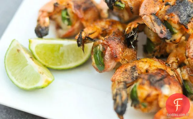 Grelhar: Bacon embrulhado, Jalapeno e camarão recheado com queijo