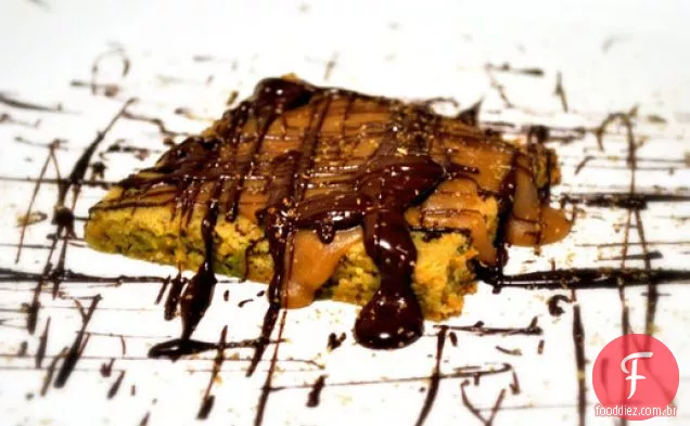 Shortbread Do milionário de pistache com caramelo de coentro
