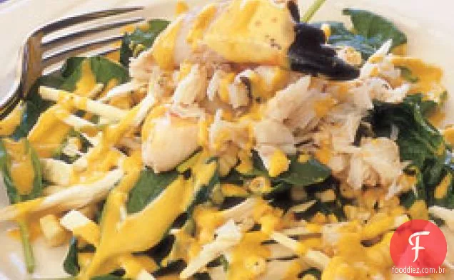 Salada De Espinafre E Caranguejo De Pedra