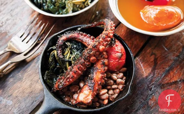 Polvo grelhado com Couve, Tomate e feijão