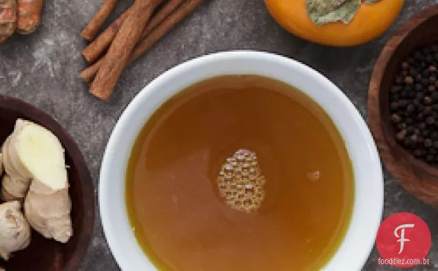 Spiced Caqui Açafrão Chá