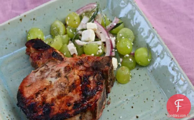 Costeletas de porco grelhadas com estragão-Salada De Uva