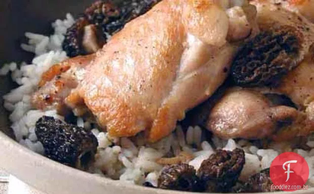 Pollo con Jugo de Morillas (frango com Morels)
