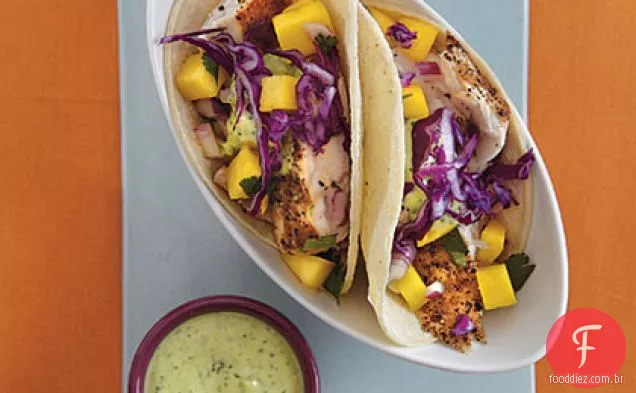 Tacos de peixe com Crema de limão e salsa de Manga