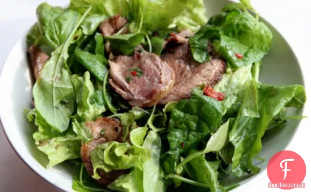 Jantar Esta Noite: Salada De Cordeiro Grelhada