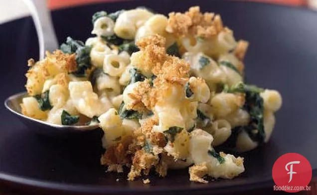 Macarrão e queijo Gouda defumado