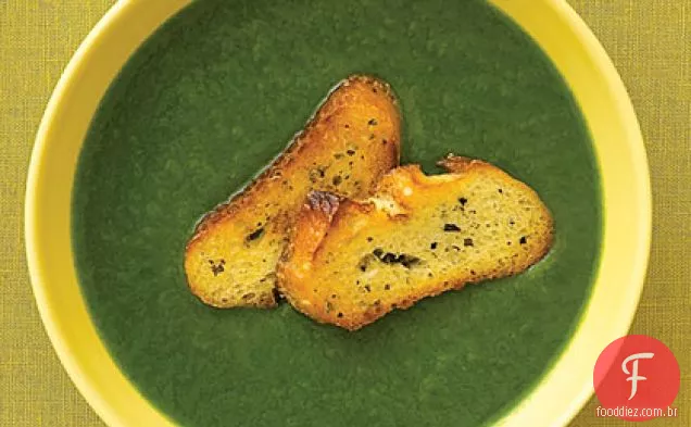 Sopa de espinafre, alho-poró e batata