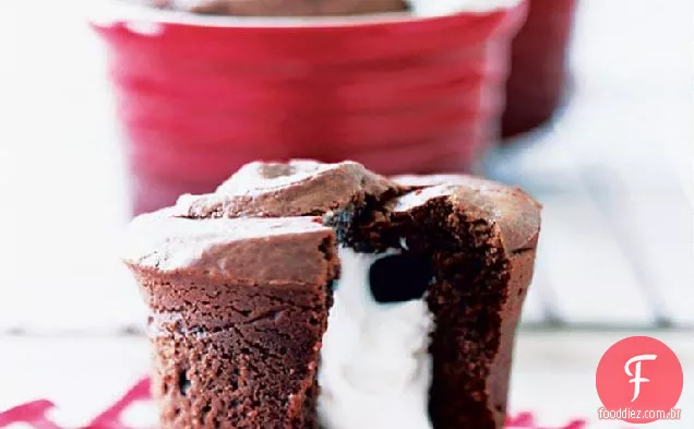 Bolos de chocolate com Marshmallow derretido do Joe