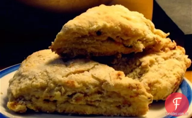 Saudável E Delicioso: Cheddar Chipotle Scones