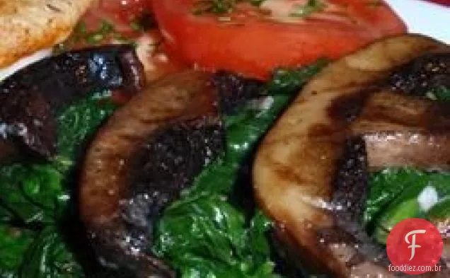 Portobellos Salteados E Espinafre