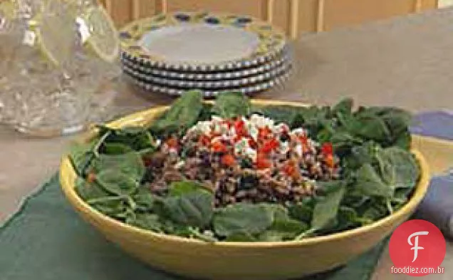 Salada de espinafre com Kasha e Feijão Preto