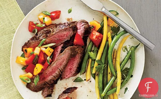 Bife de flanco salpicado e Salsa