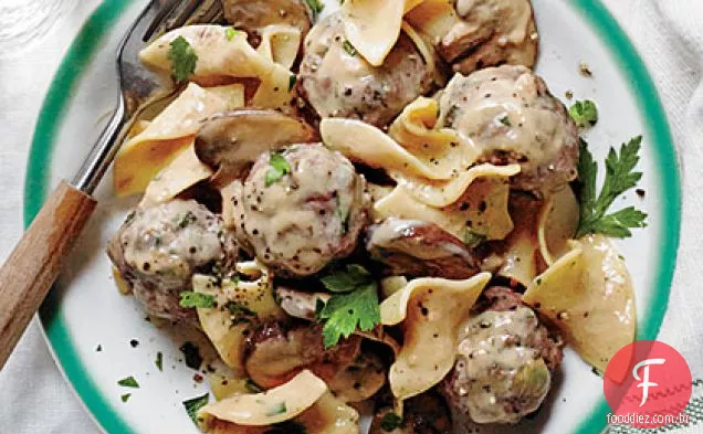 Stroganoff De Almôndega