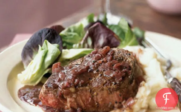 Filé de Carne Assada com molho de Pimenta Verde