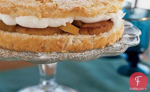 Macaroon Shortcake com abacaxi assado