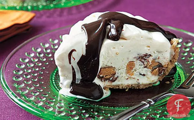 Torta Do Copo Da Manteiga De Amendoim