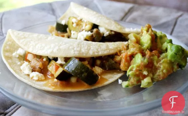 Tacos de milho com Queso Fresco