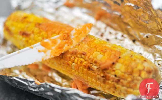 Milho grelhado com manteiga de Miso picante