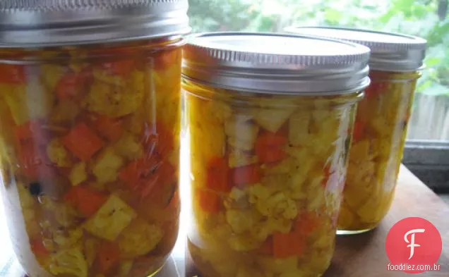 Cozinhar o livro: picles indianos