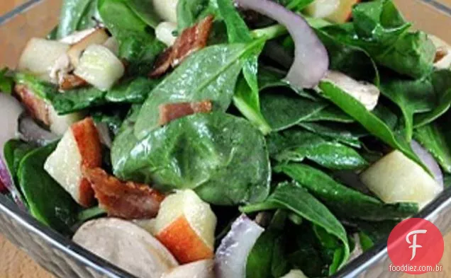 Salada de espinafre com bordo - Dijon vinagrete