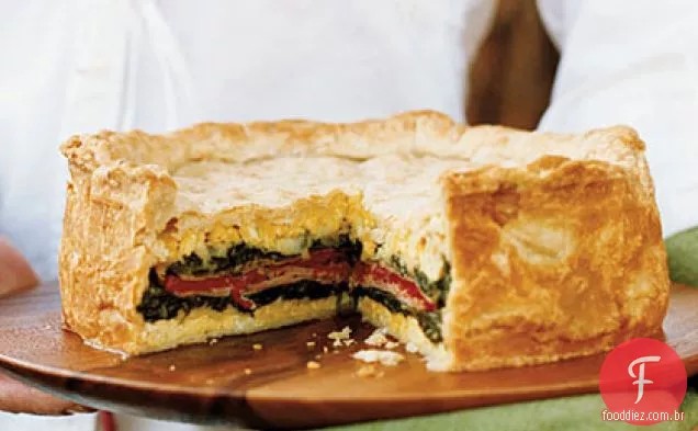 Torta em camadas com presunto, Provolone, espinafre e ervas
