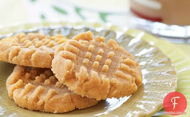 Biscoitos Macios Da Manteiga De Amendoim