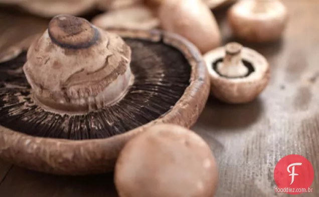 Saudável E Delicioso: Hambúrgueres De Cogumelos Portobello Com Queijo Azul