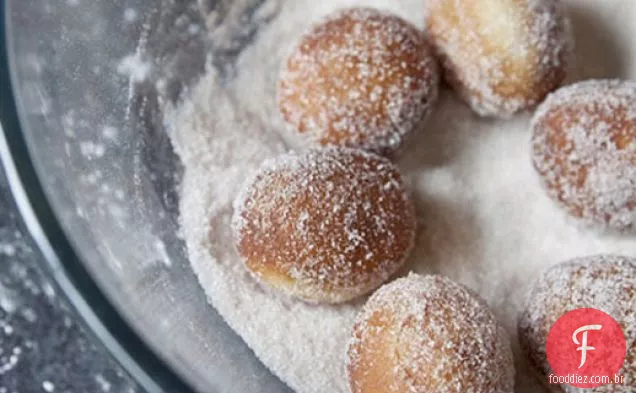 Cozinhar o livro: Spiced Buttermilk donut Holes
