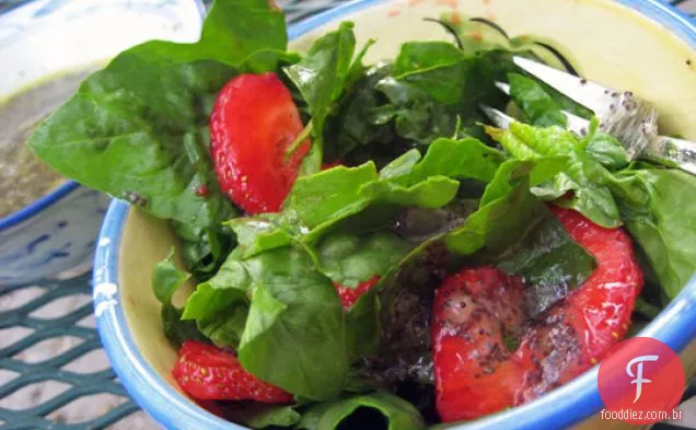 Salada De Espinafre E Morango Fruit Slinger, Chicago