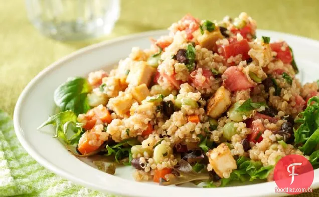 Feijão preto - Salada De Quinoa com molho de manjericão e limão