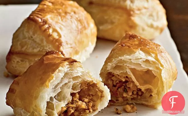 Puffs De Patê De Frango Haitiano