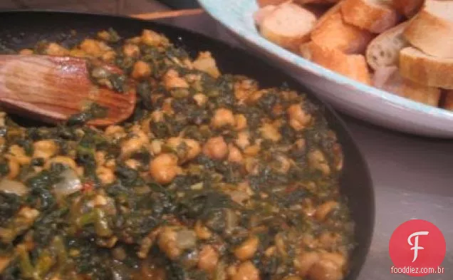 Guisado Andaluz De Grão-De-Bico E Espinafre